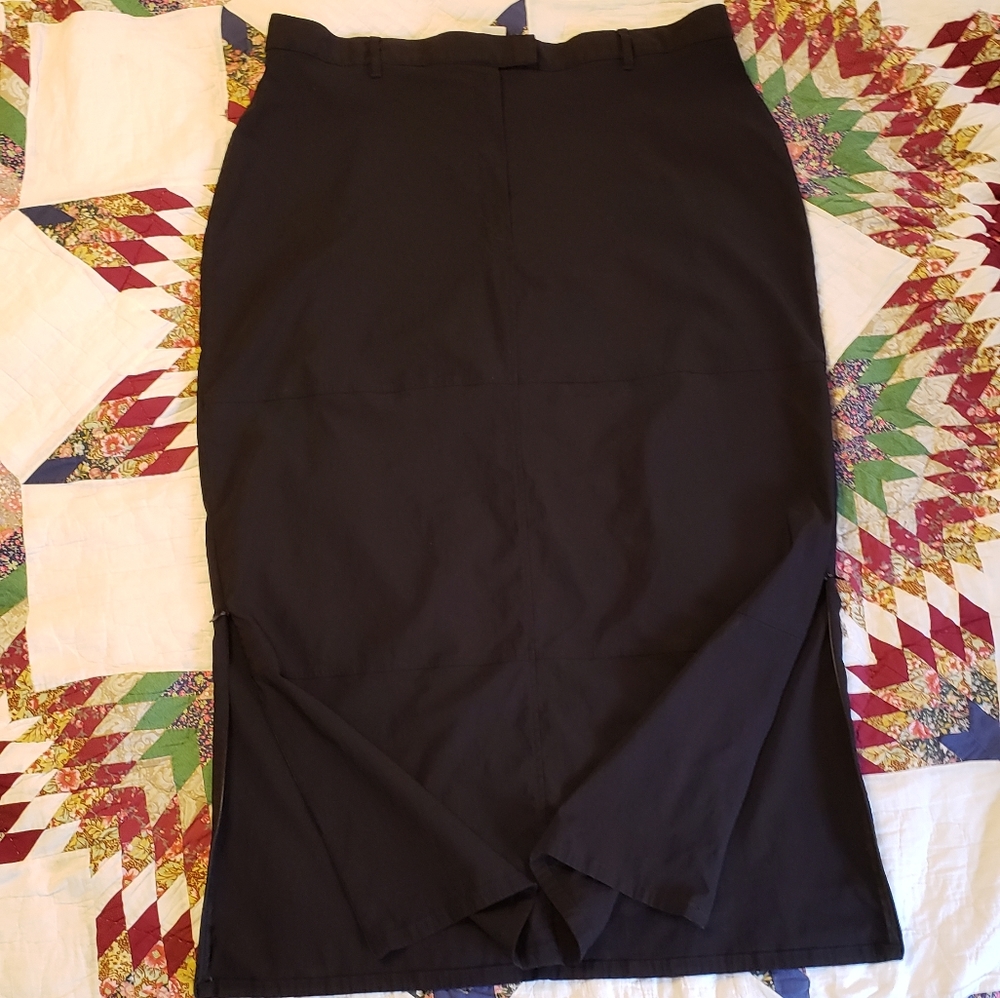 Long skirt with lower side zippers